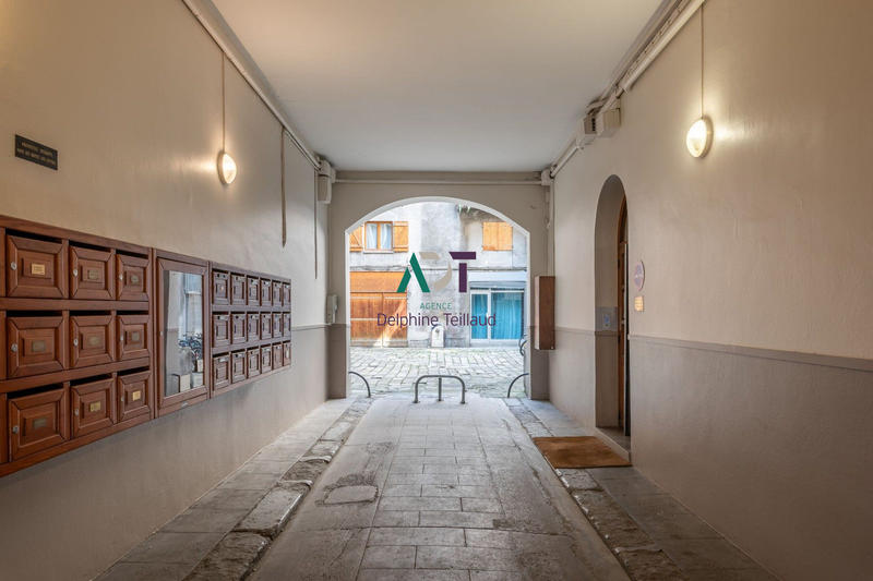 Appartement - 174 m² - 5 pièces