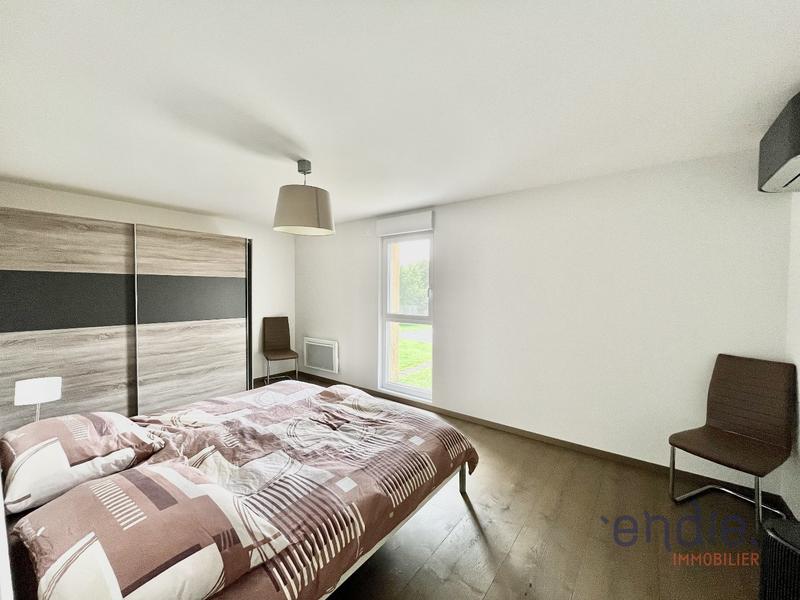 Maison - 275 m² - 8 pièces