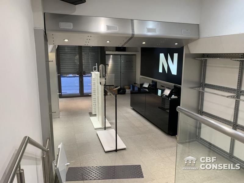 Local commercial - 186 m²