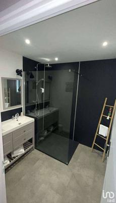 Local commercial - 1 300 m²