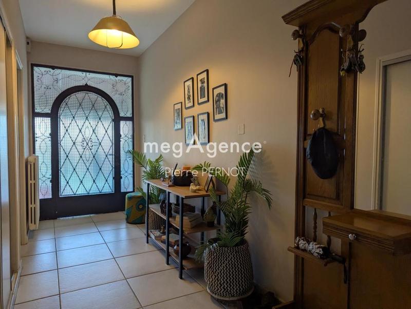 Maison de campagne - 200 m² - 10 pièces