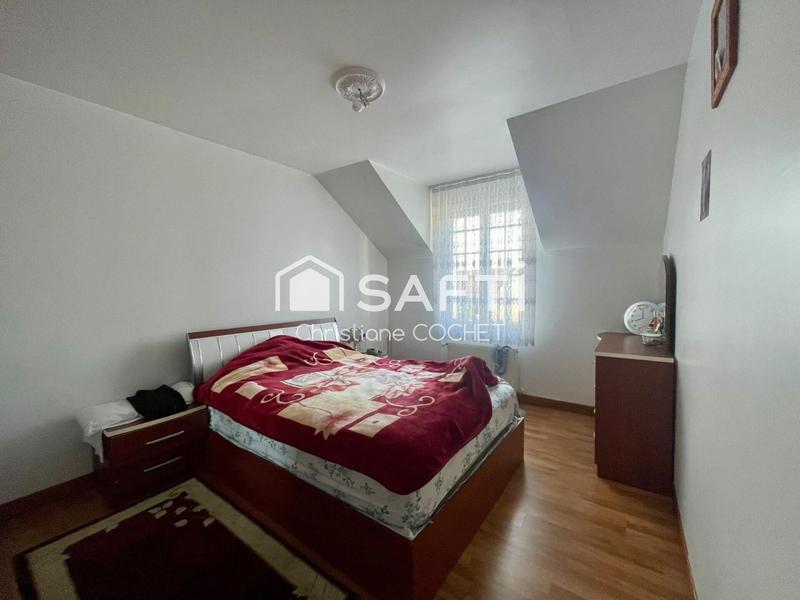 Maison - 171 m² - 9 pièces