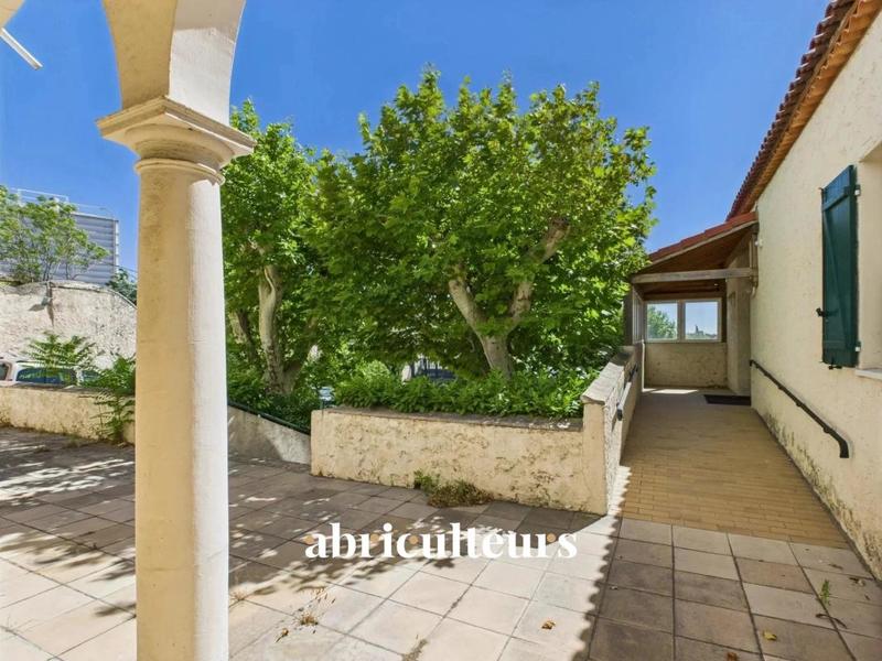 Local commercial - 295 m²