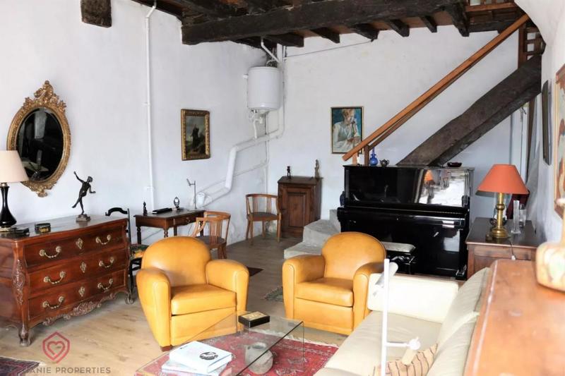 Maison de village - 95 m² - 3 pièces