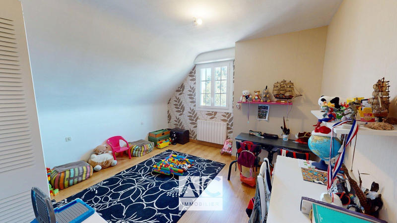 Maison - 152 m² - 7 pièces