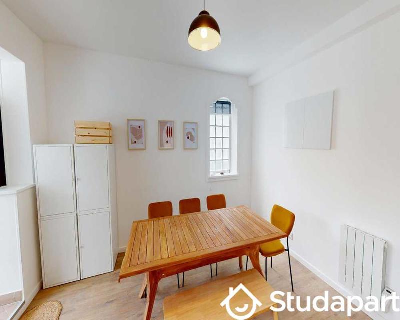 Chambre - 63 m² - 1 pièce