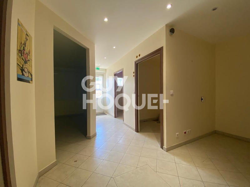 Appartement - 75 m² - 5 pièces