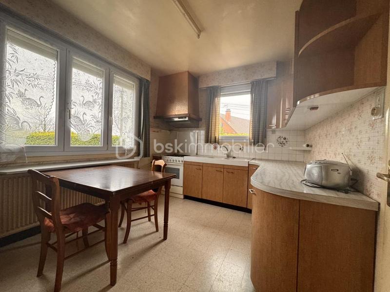 Maison traditionnelle - 125 m² - 5 pièces