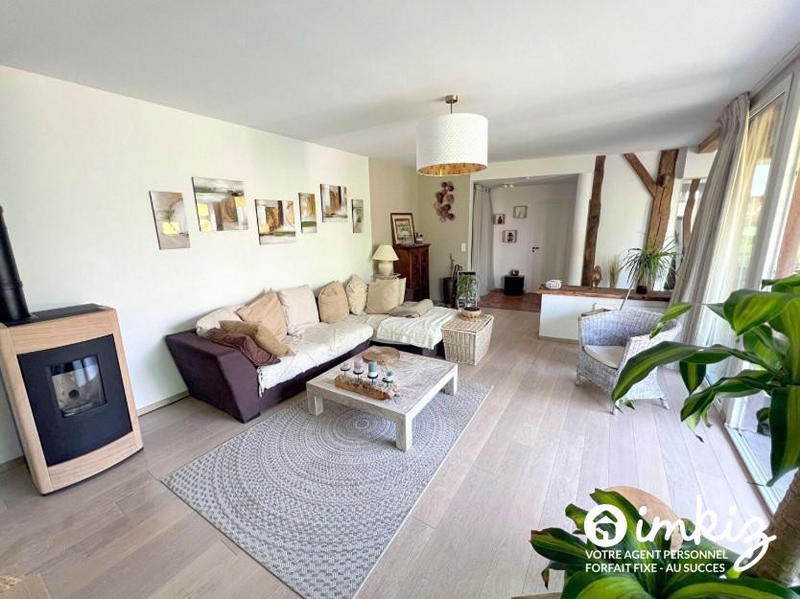 Maison - 200 m² - 8 pièces