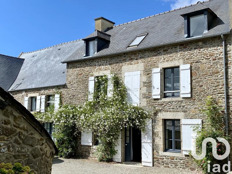 Maison - 179 m² - 8 pièces