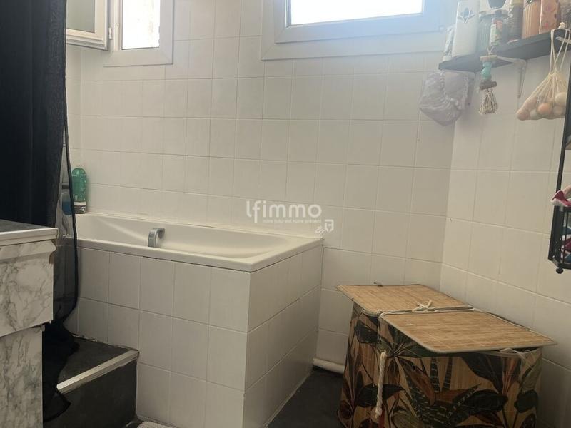 Maison - 164 m² - 8 pièces