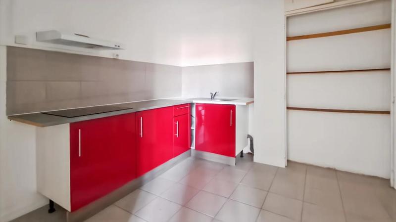 Appartement - 160 m² - 1 pièce