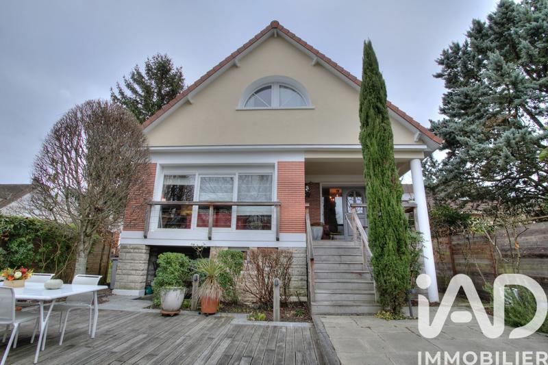 Maison - 145 m² - 6 pièces