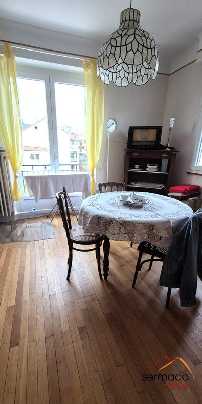 Maison - 188 m² - 7 pièces