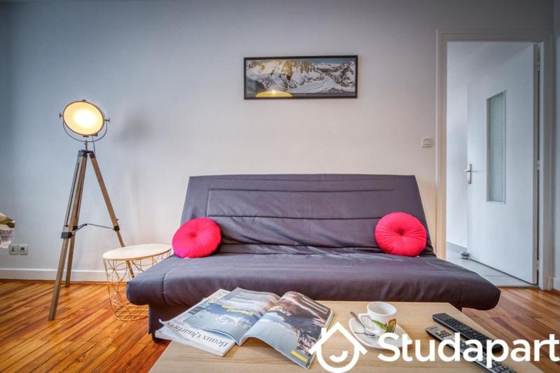 Chambre - 12 m² - 1 pièce