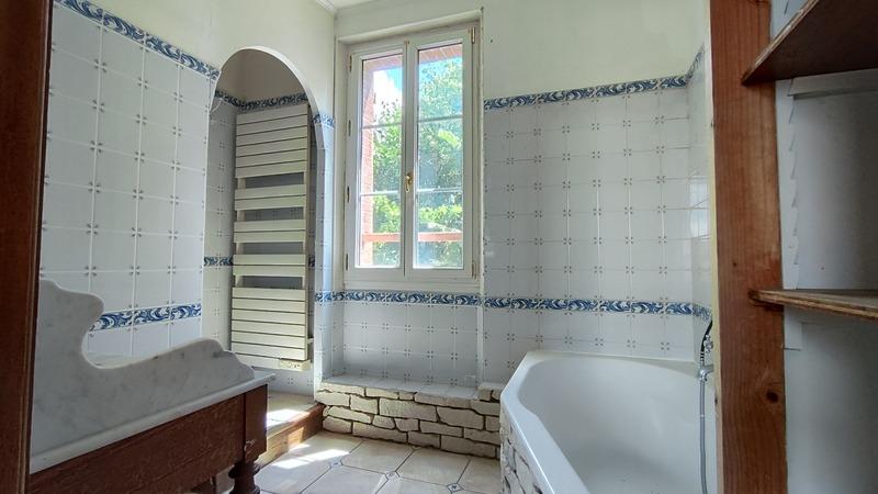 Maison en pierre - 151 m² - 7 pièces