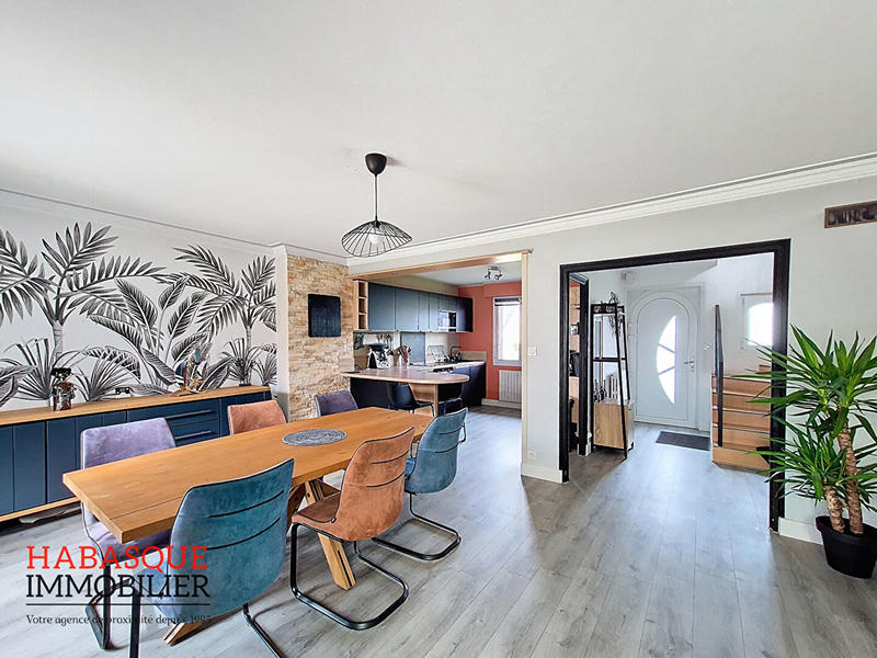 Maison - 109 m² - 6 pièces