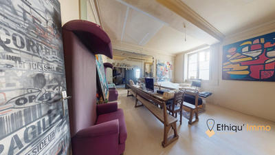 Maison - 450 m² - 12 pièces