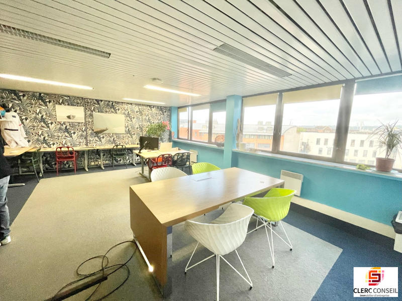 Bureau - 318 m²