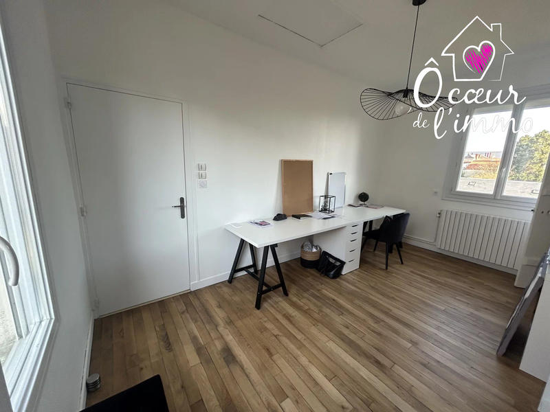 Maison - 251 m² - 9 pièces