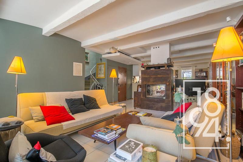 Duplex - 187 m² - 7 pièces