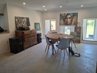 Maison de bourg - 196 m² - 5 pièces