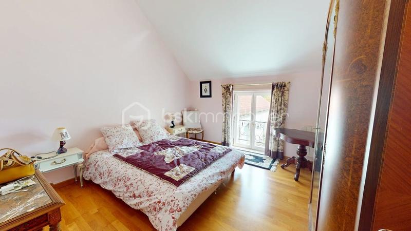 Demeure - 420 m² - 11 pièces