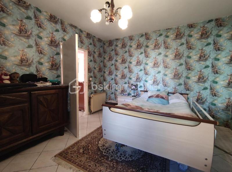 Maison ancienne - 175 m² - 8 pièces