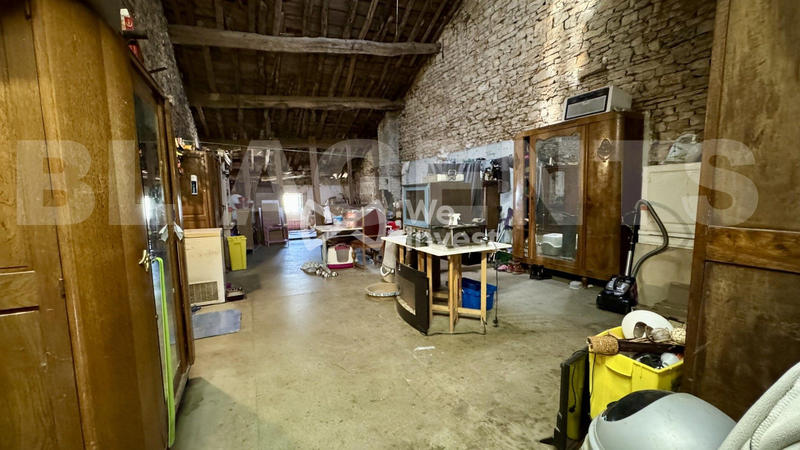 Maison - 150 m² - 12 pièces