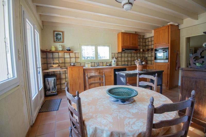 Maison - 260 m² - 2 pièces