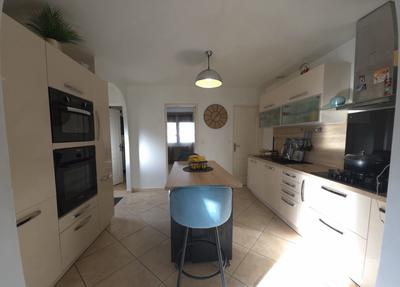 Maison - 106 m² - 5 pièces