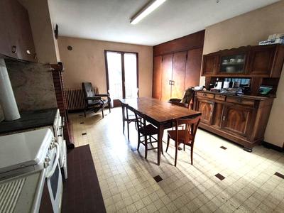 Maison ancienne - 180 m² - 8 pièces