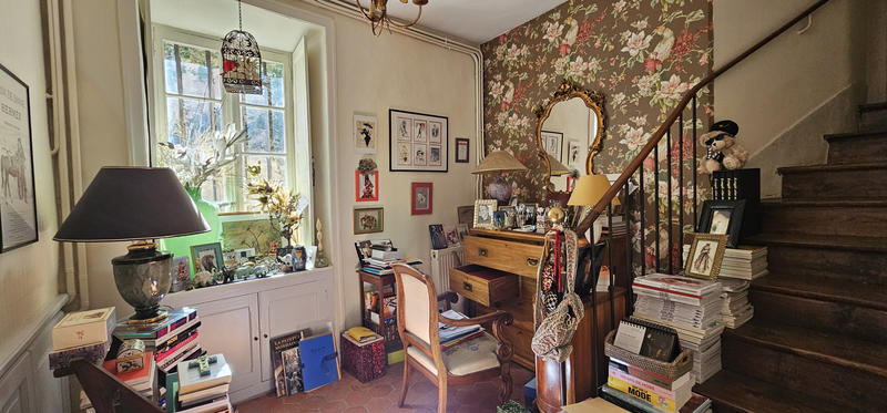 Propriété - 224 m² - 10 pièces