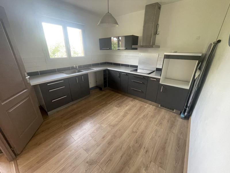 Maison - 94 m² - 4 pièces