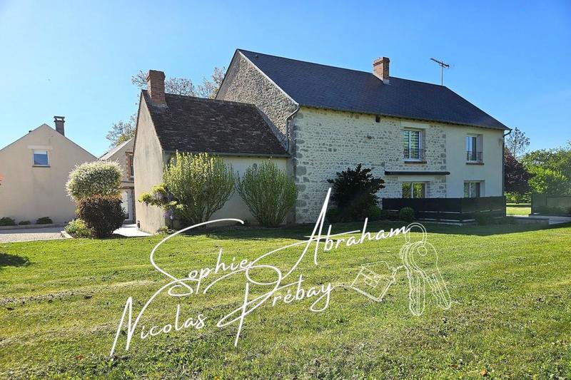 Maison - 165 m² - 9 pièces