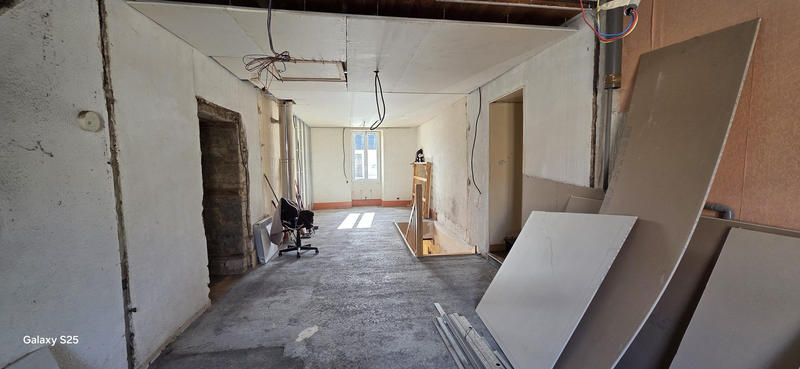 Maison ancienne - 229 m² - 9 pièces