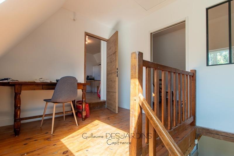 Maison traditionnelle - 187 m² - 6 pièces