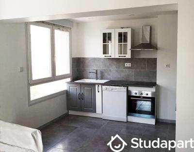 Chambre - 9 m² - 1 pièce