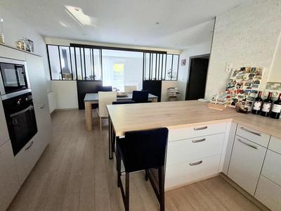 Maison - 123 m² - 6 pièces