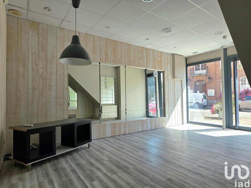 Local commercial - 73 m² - 4 pièces