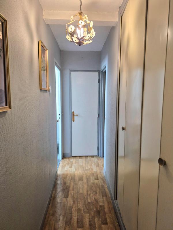 Appartement - 105 m² - 5 pièces