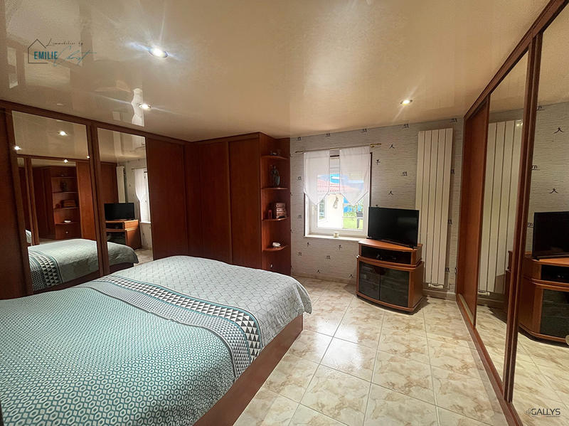 Maison - 176 m² - 6 pièces