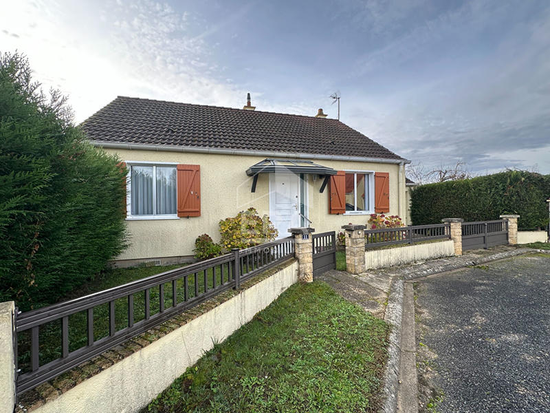 Maison - 99 m² - 5 pièces