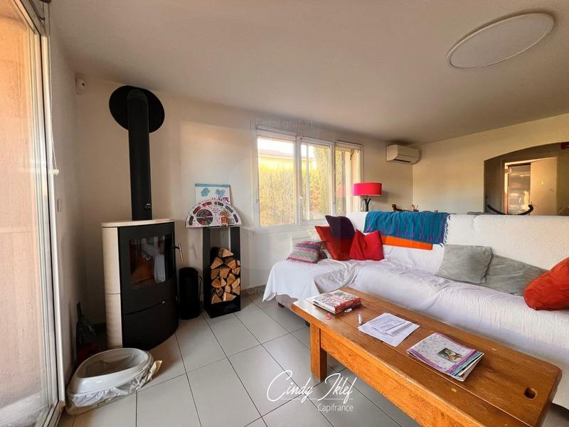 Maison - 230 m² - 6 pièces