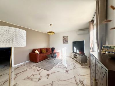 Maison - 145 m² - 7 pièces