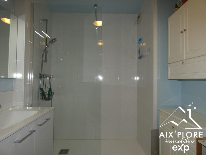 Appartement - 92 m² - 4 pièces