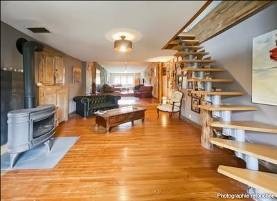 Maison - 362 m² - 12 pièces