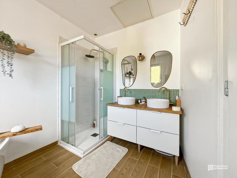 Maison - 105 m² - 4 pièces