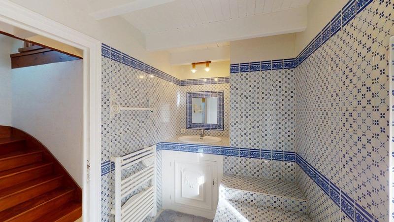 Corps de ferme - 171 m² - 6 pièces