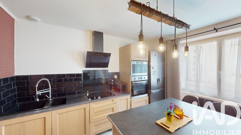 Maison de ville - 149 m² - 9 pièces